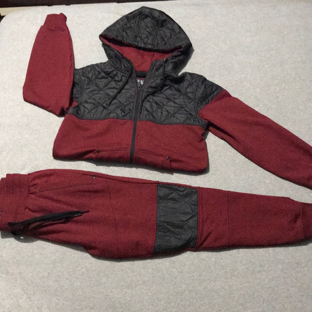 Champs Sports Gear outfit